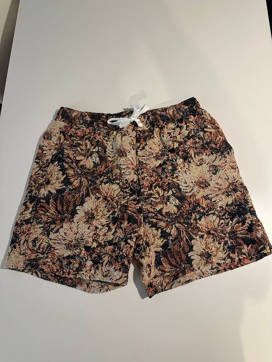 Other - Men's floral print shorts, Size L, black, tan & dark brown